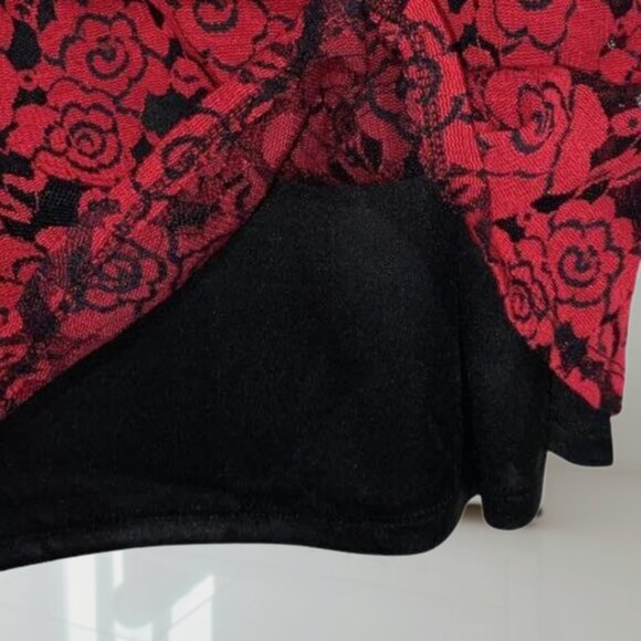 NWT Red Floral Lace Bell Sleeve Dress | Lined | Romantic Stretchy Fit | Size L - Picture 7 of 11
